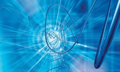 最后的机遇：深入了解华尔街加密货币二级市场的潜力与投资策略

加密货币, 二级市场, 投资策略, 华尔街, 数字资产/guanjianci

引言：加密货币与华尔街的交汇点
近年来，加密货币引发了全球范围内的轰动，尤其是在华尔街，传统金融市场正面临着创新与挑战的双重考验。华尔街的投资者们开始逐渐将目光投向这一新兴市场，目的是为了把握加密货币二级市场的巨大机会。随着比特币、以太坊等数字货币的兴起，这一领域充满了利润的可能性，同时也伴随着风险。若能全面理解华尔街加密货币二级市场的运作机制和投资策略，投资者或许能在其中找到自己的财富增值之路。

什么是加密货币二级市场？
加密货币二级市场指的是投资者之间买卖已经发行的数字资产的市场。与一级市场（ICO、IEO等）不同，二级市场关注的核心是已有的加密货币交易。投资者在这里通过交易所进行交易，价格波动通常反映市场供需的变化。
在这个市场中，投资者可以通过现货交易、合约交易以及其他各种金融工具进行操作。这种灵活性使得投资者能够在短期内实现利润的最大化，然而市场的复杂程度也意味着更高的风险。例如，某天比特币价格因市场情绪的变化而剧烈波动，机智的投资者可能在这个波动中赚取可观的利润，但不善于操作的投资者则可能遭遇重大损失。

华尔街进入加密货币市场的原因
传统金融机构在经历了2008年金融危机后，逐渐意识到多样化资产的重要性。无论是对冲基金还是大型投资银行，都想要在风险分散和收益最大化的进程中，探索新市场的机会。而加密货币，作为一种新兴的数字资产，且趋势不可阻挡地向好，自然引起了华尔街的关注。
此外，全球经济的不确定性、货币政策的变化，以及通货膨胀的压力等，都使得投资者开始寻找一种能够保值增值的新方式。而加密货币的去中心化特性，使其在某种程度上成为了对传统金融体系的一种反叛，让更多投资者开始思考数字资产的持有与应用。

加密货币二级市场的投资策略
在面对波动性极大的加密货币市场时，投资者需要找到合适的投资策略。以下是一些常见的投资策略：
ol
listrong波段交易：/strong波段交易是指在一定时间内根据价格波动进行短期交易，从而实现利润。对于加密货币这种高波动性的资产，波段交易可以帮助投资者在市场快速变化中把握短期机会。/li
listrong长线投资：/strong与波段交易相对，长线投资更适合那些相信加密货币技术和市场发展潜力的投资者。持有时间通常为数月甚至数年，通过短期价格波动获取的资讯来加长期持有的信心，然后在市场合适的时机进行变现。/li
listrong套利交易：/strong由于不同交易所之间的价格差异，套利交易成为了一种受欢迎的策略。投资者可以在一个交易所低价买入，再在另一个交易所高价卖出，从中获利。/li
listrong定投策略：/strong定投是通过定期固定金额地买入某种数字资产，以降低市场波动带来的风险。对于长期看好的项目，定投是一种相对稳妥的投资方式。/li
listrong组合投资：/strong类似于股票市场，投资者可通过构建多样化的数字货币投资组合来分散风险，提高整体收益。/li
/ol

投资加密货币的风险与挑战
尽管加密货币的投资机会诱人，但其中的风险也是不容忽视的。在进入这个市场之前，投资者需要评估自身的风险承受能力，并做好充分的准备。
首先，加密货币市场的波动性极大，因此价格在短时间内可能会出现剧烈变化。其次，市场缺乏监管，导致某些项目存在欺诈风险。在过去的几年中，许多ICO项目崩盘，引发了投资者的巨大损失。此外，黑客攻击、系统故障等安全问题也时常发生，投资者需要重视资产的保护，例如选择安全的交易平台和存储方式。
我的一位朋友曾在持有某加密货币时，因为市场消息的剧烈波动而在短时间内损失了大约50%的投资。在他寻找解决办法时，才意识到缺乏市场信息的及时更新与判断，这件事让我认识到信息的重要性。当前有许多平台提供市场分析和预测功能，对于投资者来说，保持信息的实时性是应对市场变化的关键。

如何选择合适的交易所？
在进行加密货币交易时，选择一个合适的交易所至关重要。以下是一些选择交易所时需要考虑的因素：
ul
listrong安全性：/strong优先选择具备良好声誉和安全措施的交易所，包括双重认证、资产冷存储等。/li
listrong手续费：/strong交易所通常会收取一定的交易手续费，不同平台的收费标准差异很大，选择时要综合考虑。/li
listrong用户体验：/strong一个友好的界面和便捷的操作流程能帮助用户更快上手，也会提高交易的效率。/li
listrong可交易的资产：/strong确认交易所支持你打算投资的加密货币，确保资产的多样化和流动性。/li
listrong交易量：/strong较高的交易量通常意味着市场流动性更好，有助于实现更好的交易价格。/li
/ul

未来展望：加密货币市场的可能变革
展望未来，加密货币市场将迎来更多的变革与创新，包括中央银行数字货币（CBDC）的推出、监管政策的进一步明确以及更多投资机构的入场。这些因素都可能进一步推动市场的成熟与发展。个人认为，随着技术的进步与应用场景的拓展，未来的加密货币将不仅仅是一种资产，更将成为一种新型的货币形式，深刻影响我们的日常生活与经济活动。

总结：踏上加密货币投资之路的几条建议
在投资加密货币之前，请务必考虑以下几点：
ul
li充分研究市场，了解不同类型的数字资产及其特性。/li
li制定合理的投资计划，设定目标并始终保持理性。/li
li不断学习，关注市场动态和技术变革，以便及时调整策略。/li
li分散投资，规避风险，不要把所有资金投入单一项目。/li
li保持耐心，避免因价格波动而做出情绪化决策。/li
/ul
最后，虽然华尔街的加密货币二级市场充满了机会，但同样也充满了挑战。投资者需要具备前瞻性和敏锐性，以便在这个新兴市场中找到适合自己的投资之道。